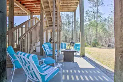 Image de ‘The River House’ 5 Mi to Heart of Old Town!