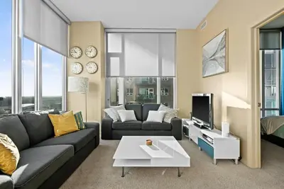 Image de Simply Comfort. Trendy 2Br Apartment Downtown Parking