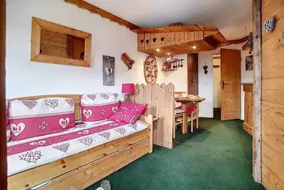 Image de 7ème étage, balcon, télévision, casier à ski, 25m², Les Menuires