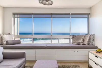 Image de Ocean Front Apartment w\/Sea Views (Pleasant Ways)