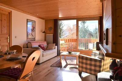 Image de À 50m des pistes de ski, 2ème étage, vue montagne, balcon, casier à ski, 51m², Méribel