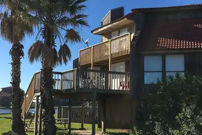Image de Stunning Ocean Views, Romantic Setting, Families, Great Fishing!