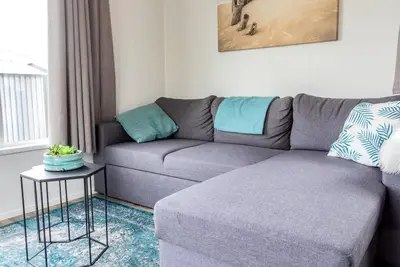 Image de We would like to invite you to visit us in Sint Maarten for a wonderful beach holiday by the sea. After a day at the beach or a nice walk through the dunes, it is wonderful to come home to this 4-person chalet.