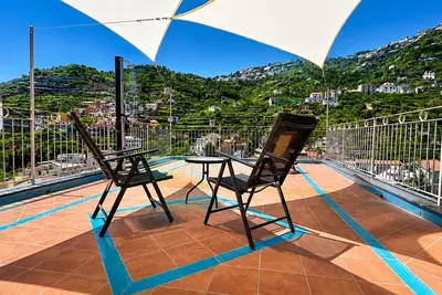 Image de Panoramic House with Solarium and Garden