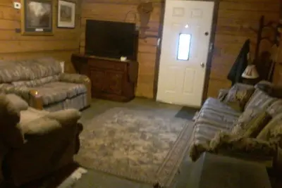 Image de Secluded Cabin near hocking hills with hunting possibilities