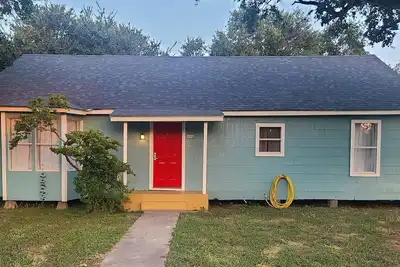 Image de Brightly Homely House