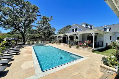 Image de New-5 Min to Wineries, 15 min to Napa, Couples/Family Retreat, Chef Kitchen, Luxury