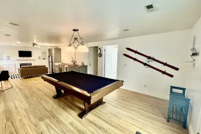 Image de Sleek, bright & sunny ski house, short drive to major ski resorts