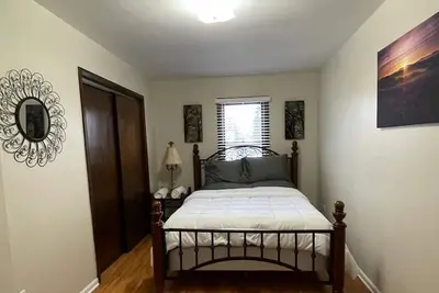 Image de New Humble Home! - Near Six Flags & Naval Base! !