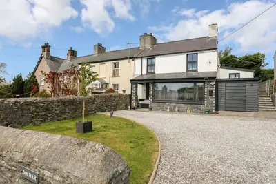 Image de Dolwar, family friendly, character holiday cottage in Amlwch Port