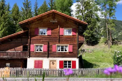 Image de Ferienhaus für 6 Gäste mit 100m² in Langwies