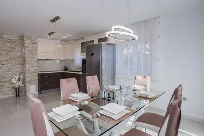 Image de Villa Axioma 4-Star Luxury Villa apt with some Sea View, close to beach