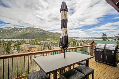 Image de Deck w/ Expansive Mountain Views, Pool Table - New Construction, Close to Town
