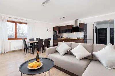 Rydlówka 44 | Remote Work Kraków | Parking