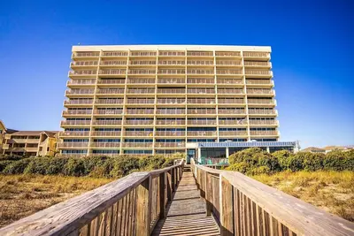 Image de Pelican Watch 803 - Bullard Realty