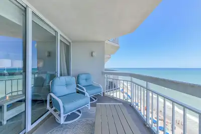 Image de Water's Edge 1012 - Three Bedrooms, Three & 1/2 Bathroom, Oceanfront Condo