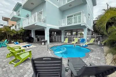 Image de Island Adventure I 4 Bedrooms 4. 5 Baths, Pool, Oce