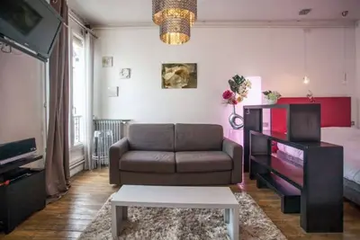 Image de Republique Square / Le Marais Studio