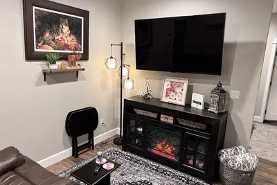 Image de Cozy studio located near  Marina, hiking trails & downtown Sequim. Pet friendly.