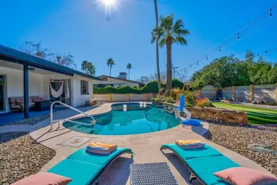 Image de Old Town Oasis w/ Awesome Backyard and King Beds
