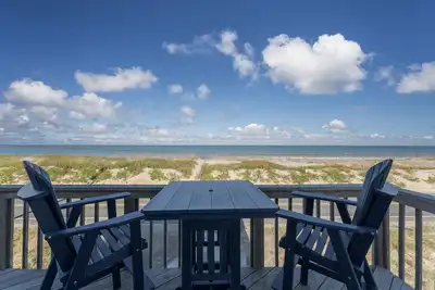 Image de Quaint semi-oceanfront home in Kitty Hawk with Fantastic ocean views
