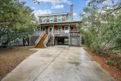 Image de Blue Water Retreat | Between the Highways | Nags Head | Sleeps 8