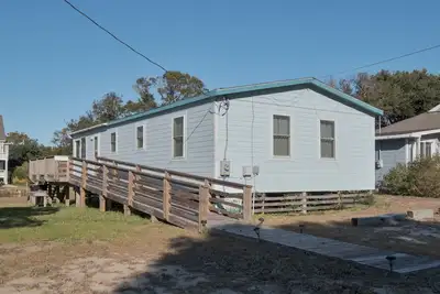 Image de 7810, Beacham Cottage, | Canalfront | Frisco | Sleeps 6