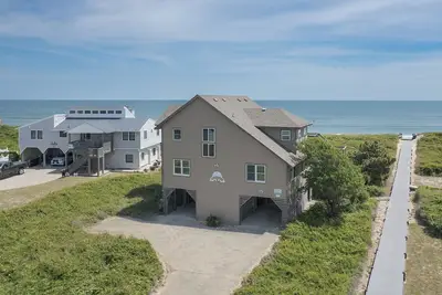 Image de Oceanfront cottage situated near the heart of Duck on a quiet cul-de-sac