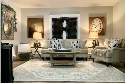 Image de Charming 4 Bedroom Home Away From Home