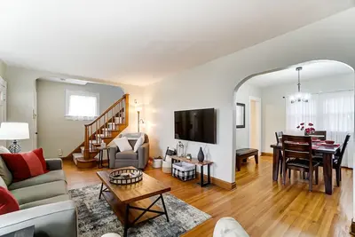 Image de Charming 3 bdr! City location! Great parking!