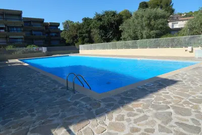Image de Location appartement T1 (29 m2 +loggia 7 m2) Rsd le Parc des Oliviers la Faviere
