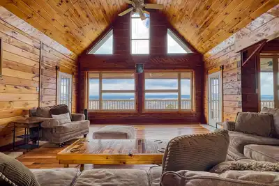 Image de The Mountain Crest Cabin