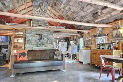 Image de Log Cabin on the River Hot Tub, Stars, Ultimate Escape