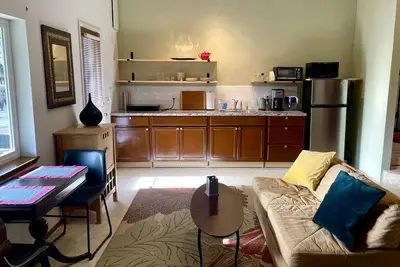 Image de Cozy, New, One Bedroom private Apt near Hospital with Boat Parking & Hook Up
