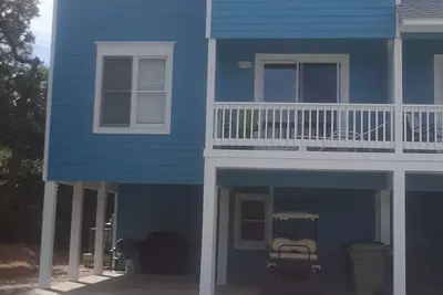 Image de Pet Friendly 3rd Row Duplex in Spinnaker's Reach