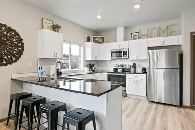 Image de New 2 Bd 2 Bth Near Perry Dist and Downtown!