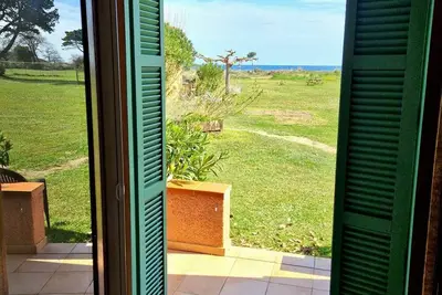 Image de Studio pour 2 personnes, vue mer.