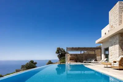 Seclusion Immersed in Unobstracted Sea Views & Spa Comforts