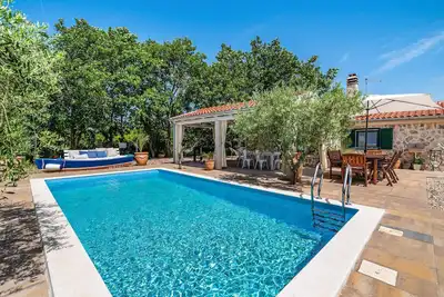 Image de Superbe maison Ă Posedarje avec cuisine