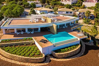 The View - 6 Bedroom Villa