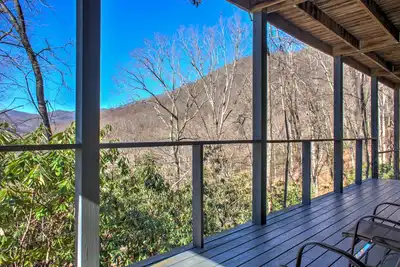 Image de Large Mountain Views | Hiking | 25Mins to Dt A-Ville | Nature Emersion | Deck