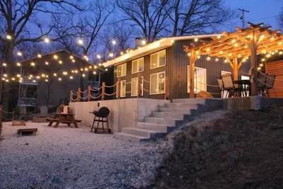 Image de Modern Getaway - New Outdoor Amenities! - Perfect Location