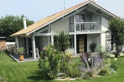 Image de Maison typique très moderne à 3mn du bassin