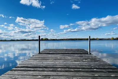 Image de 2 bedroom lakefront home