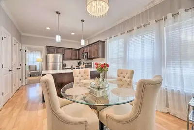 Image de New Modern Cottage Historic Downtown Franklin