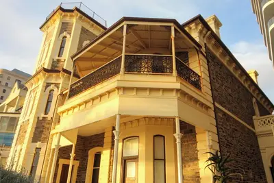 Image de Adelaide | Beachfront | Central Location | Free Wifi | Smart Tv