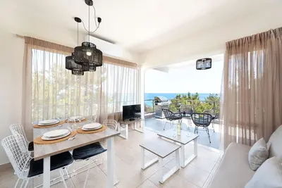Image de Anastasios Deluxe House Stegna Up Floor (Amazing View, 300meter from the Beach)
