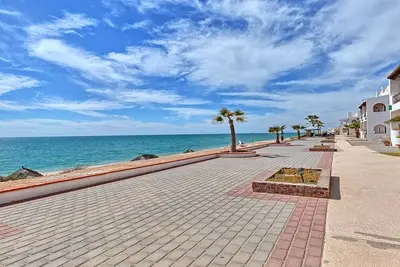 Image de Amazing Beachfront! Villa 19