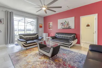 Image de Marvel Villa - 20 minutes to Disney