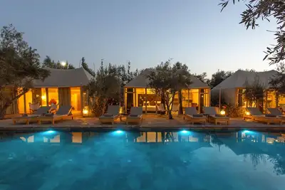Domaine Yakout, tentes, lodges, piscine pour groupes à Marrakech